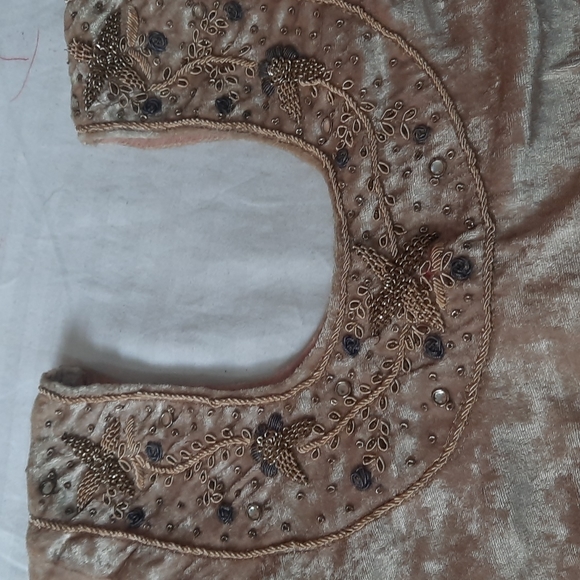Zardosi work Valvet blouse - Picture 5 of 7